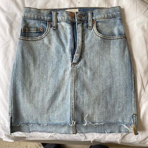 Wilfred free size 0 denim skirt